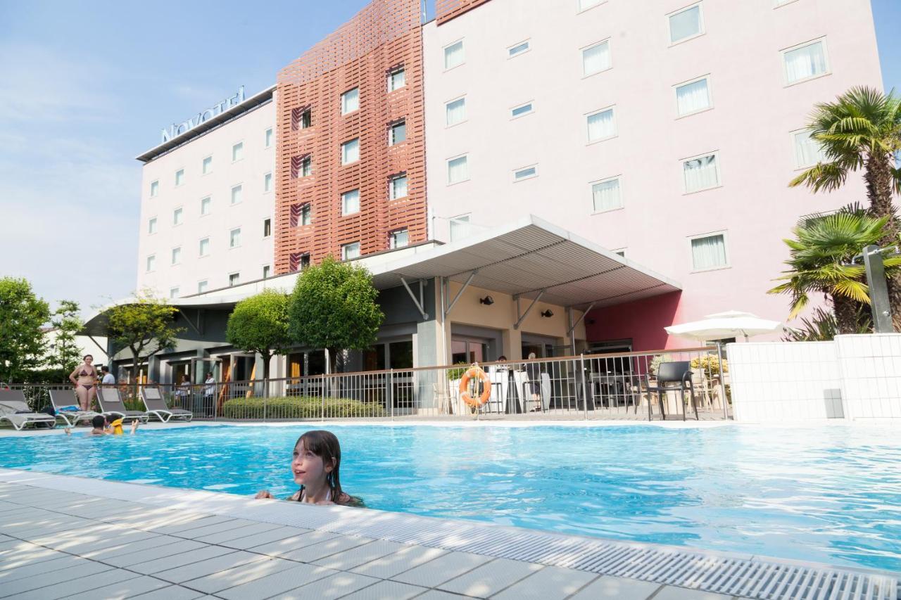 Novotel Brescia Due Exterior foto